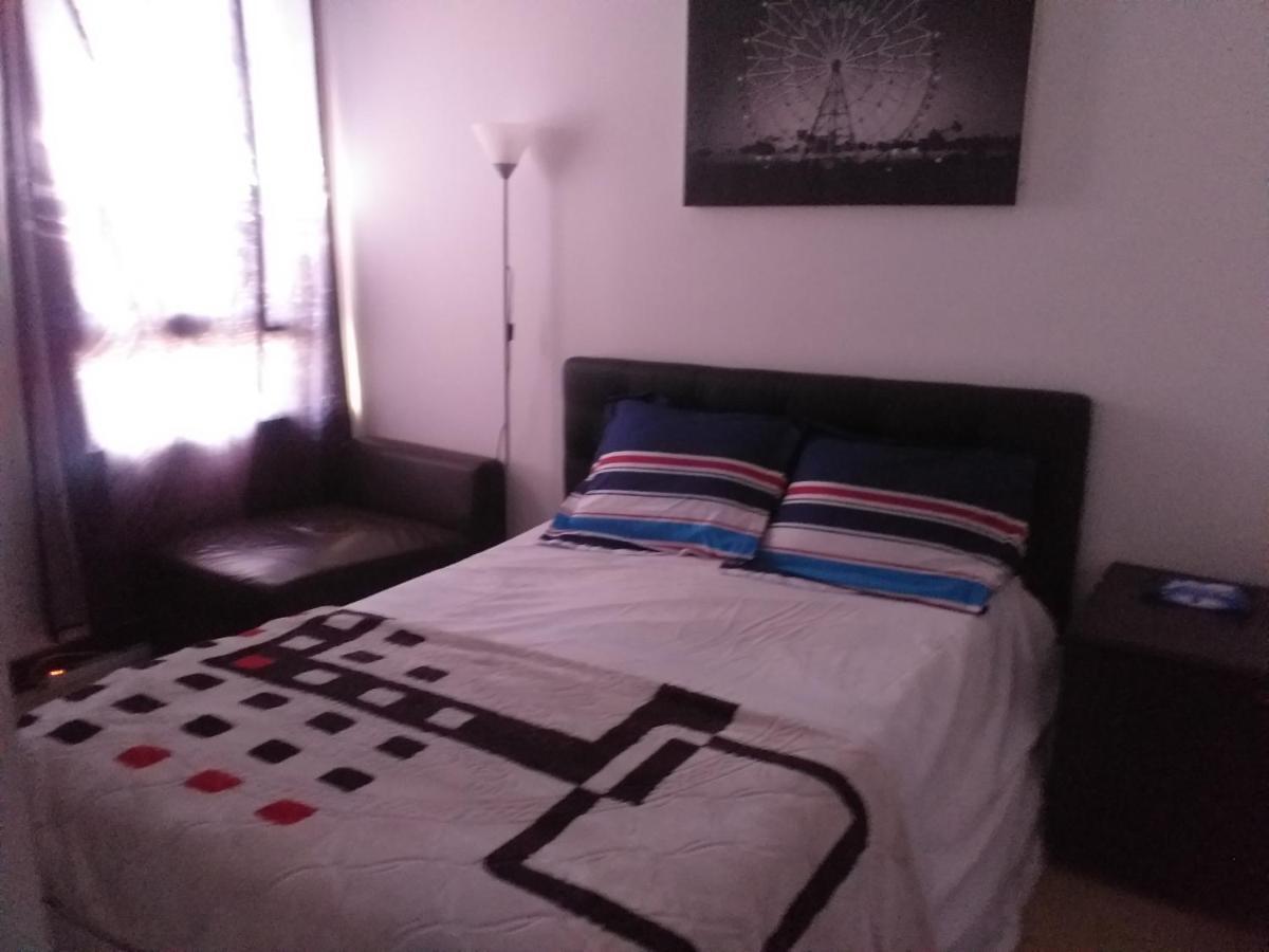 Simple Colocation Rooms Гарж-ле-Гонесс Экстерьер фото
